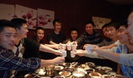 老乡喝酒吃瓜视频大全免费观看,老乡喝酒吃瓜视频大全，欢乐时光一网打尽